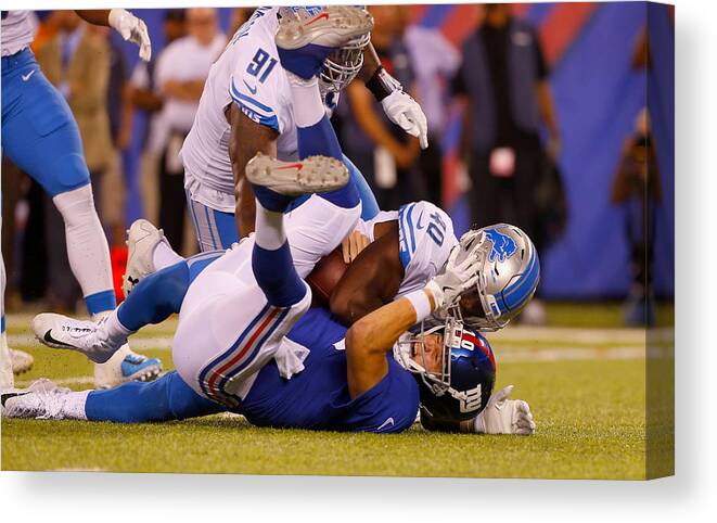 People Canvas Print featuring the photograph Detroit Lions v New York Giants by Jim McIsaac