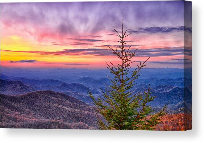 Sunset Canvas Print featuring the photograph Evening Glow by Blaine Owens