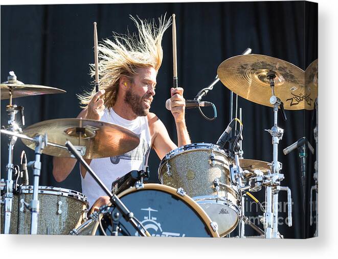 Foo Canvas Print featuring the photograph Foo Fighters Taylor Hawkins by Action
