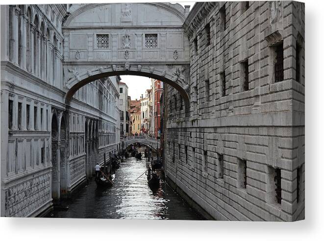 Bridge Of Sighs Canvas Print featuring the photograph Gondolas Beneath Bridge of Sighs in Venice italy by Shawn O'Brien