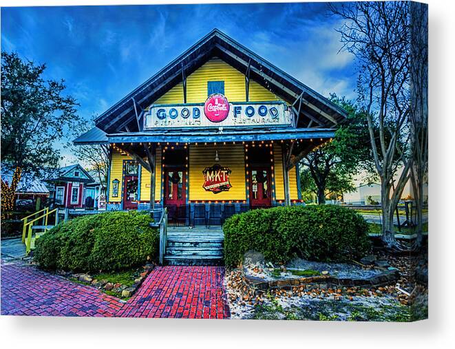 Restaurant Canvas Print featuring the photograph Good Food by Lisa Soots