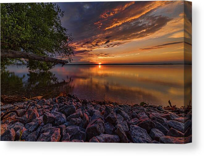 Higgins Lake Canvas Print featuring the photograph Good Morning by Joe Holley