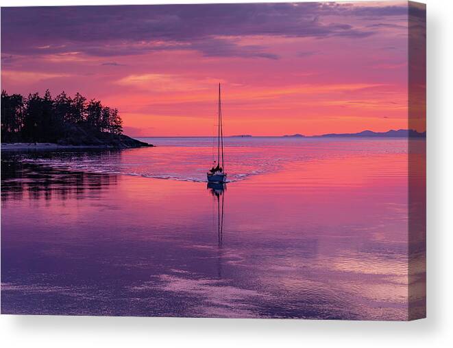 Sunset Canvas Print featuring the photograph Heading Home 1 by Gary Skiff