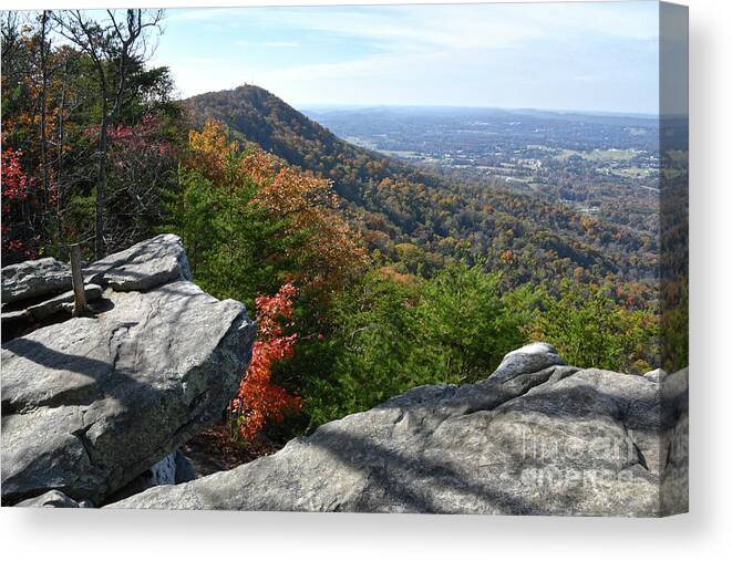 House Mountain Canvas Print featuring the photograph House Mountain 19 by Phil Perkins