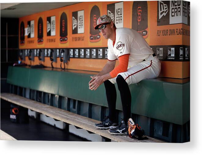 San Francisco Canvas Print featuring the photograph Hunter Pence by Ezra Shaw