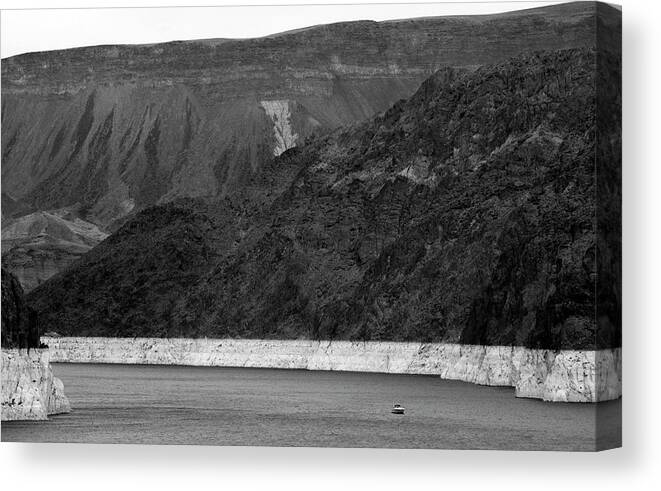 Lake Mead Photo Canvas Print featuring the photograph Lake Mead at Hoover Dam Nevada USA bw by Bob Pardue