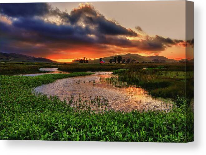 Los Osos Valley Canvas Print featuring the photograph Los Osos Valley by Beth Sargent