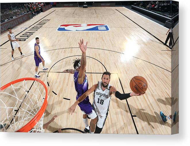 Nba Pro Basketball Canvas Print featuring the photograph Marco Belinelli by David Dow