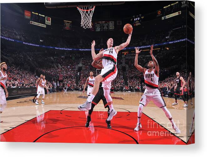 Mason Plumlee Canvas Print featuring the photograph Mason Plumlee by Sam Forencich