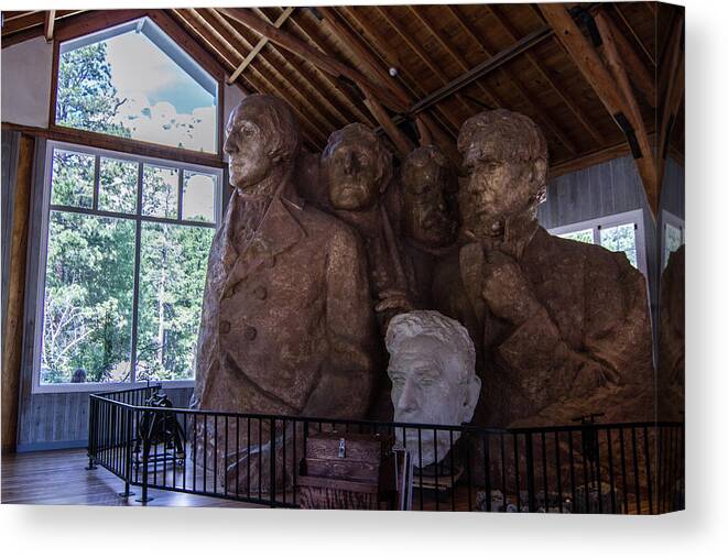 Canvas Print featuring the photograph Mount Rushmore IMG 6404 by Jana Rosenkranz
