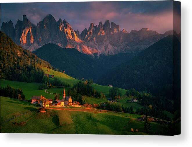 Dolomities Canvas Print featuring the photograph Mountain Sunset by Henry w Liu
