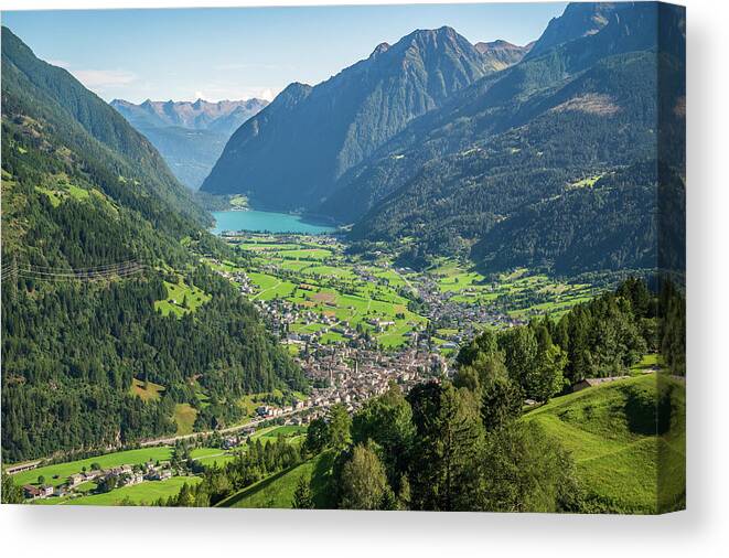  Canvas Print featuring the photograph Mountain village by Robert Miller