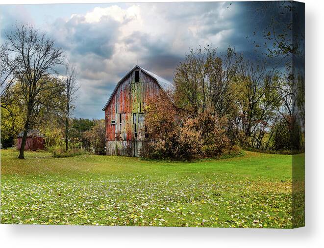 Northernmichigan Canvas Print featuring the photograph Old Barn In Metamora DSC_0720 by Michael Thomas
