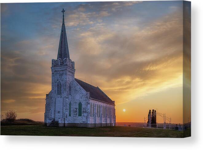 Nebraska Canvas Print featuring the photograph Our Lady's Sunset by Darren White