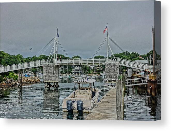 Ogunquit Canvas Print featuring the photograph Perkins Cove Ogunquit by Patricia Caron