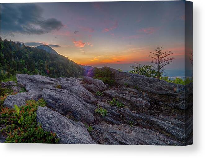 Blue Ridge Mountains Canvas Print featuring the photograph Predawn Light by Melissa Southern