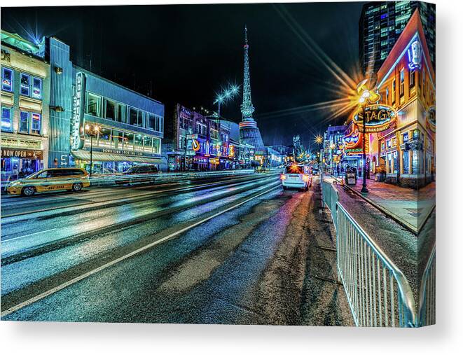Nashville Canvas Print featuring the photograph Rainy Night In Nashville Tennessee by Dave Morgan