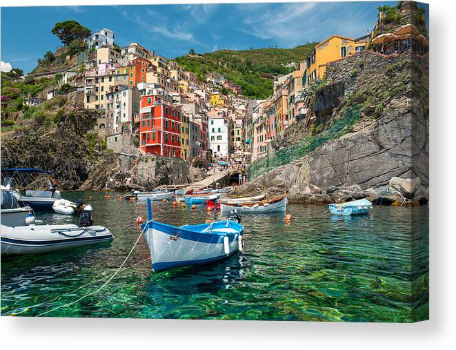 Scenics Canvas Print featuring the photograph Riomaggiore coastline, Cinque Terre, Italy by Nycshooter