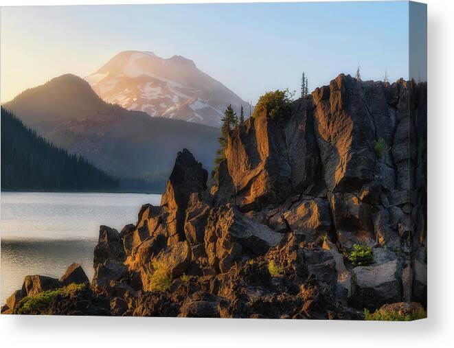 Ray Atkeson Memorial Trail Canvas Print featuring the photograph Rocky Sparks by Ryan Manuel