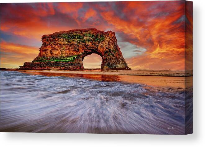 Santa Cruz Canvas Print featuring the photograph Santa Cruz Natural Bridge by Russ Harris