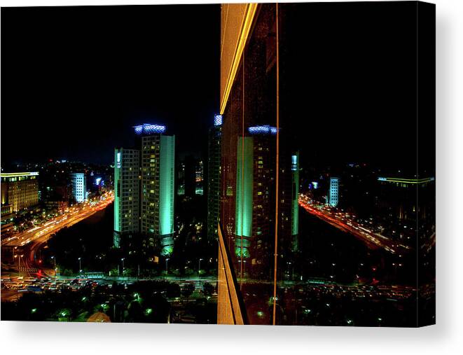 Photo Canvas Print featuring the photograph Seoul Reflection by Anthony M Davis
