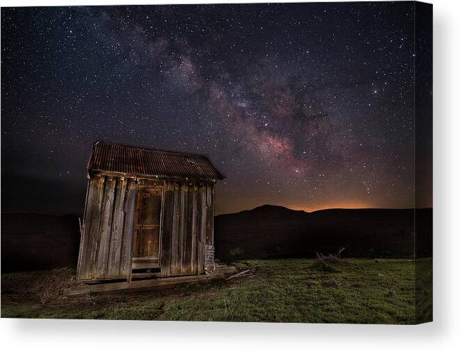 Lassen Canvas Print featuring the photograph Shack Under the Stars by Mike Lee