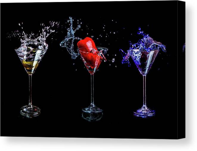 Splash Drinks Canvas Print featuring the photograph Splash Drinks by Dale Kincaid