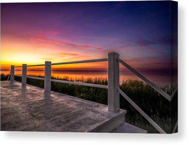 Sunset Canvas Print featuring the photograph Stairway to Heaven by Susan Rydberg
