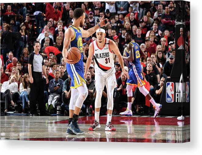 Nba Pro Basketball Canvas Print featuring the photograph Stephen Curry and Seth Curry by Andrew D. Bernstein