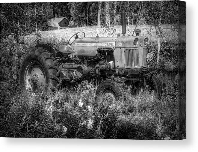 Barn Canvas Print featuring the photograph Summery Black and White by Debra and Dave Vanderlaan
