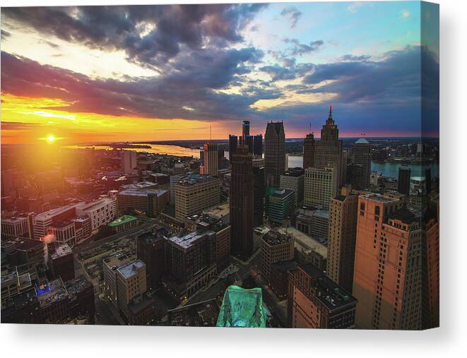 Detroit Canvas Print featuring the photograph Sunrise above downtown Detroit by Jay Smith