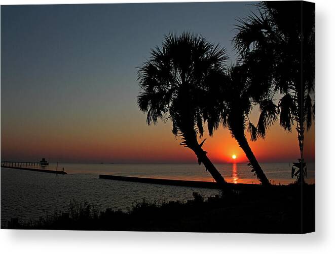 Sunset Canvas Print featuring the photograph Sunrise on Pleasure Island by Judy Vincent