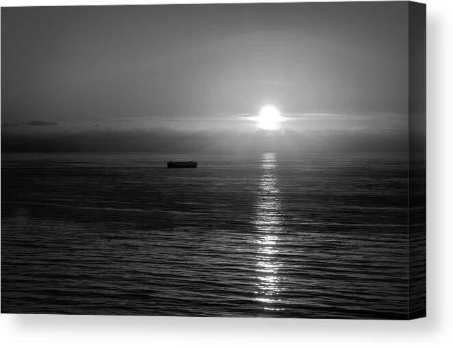 Sunset Canvas Print featuring the photograph Sunset in San Diego by Gina Cinardo