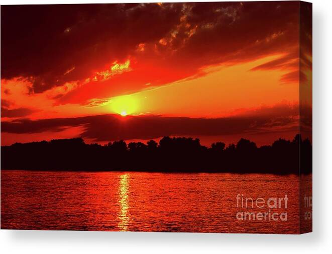  Canvas Print featuring the photograph Sunset Magic IV by Leonida Arte