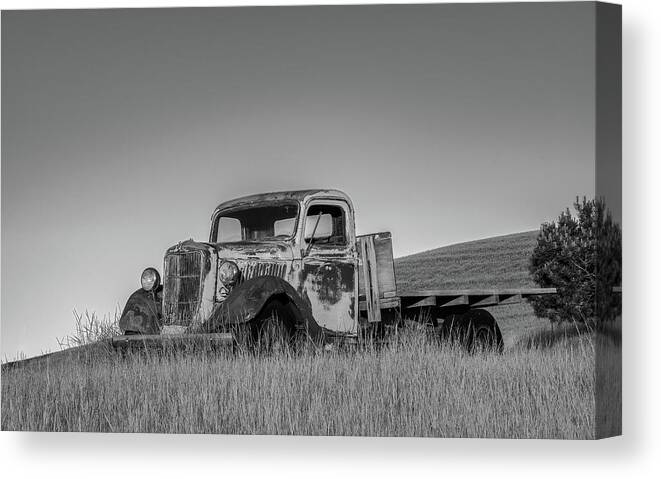  Canvas Print featuring the photograph Sweet Old Truck, Black and White by Marcy Wielfaert