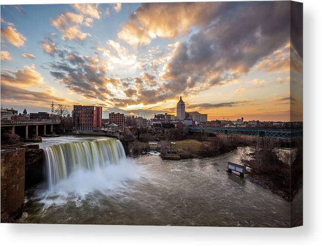 The Last Sunset Of 2021 Canvas Print featuring the photograph The last sunset of 2021 by Mark Papke