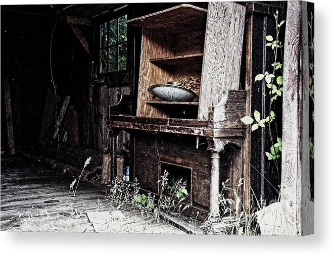 Abandoned Canvas Print featuring the photograph This Old House 5 by Chuck Burdick