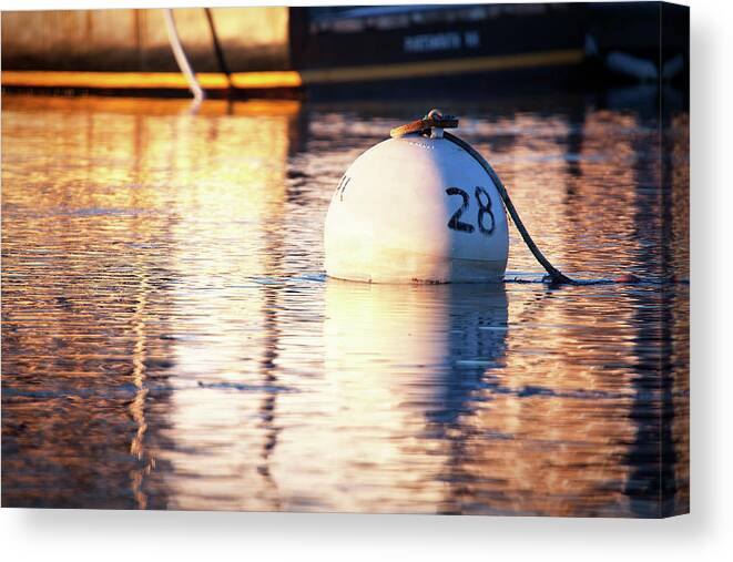 Portsmouth Canvas Print featuring the photograph Twenty Eight by Eric Gendron