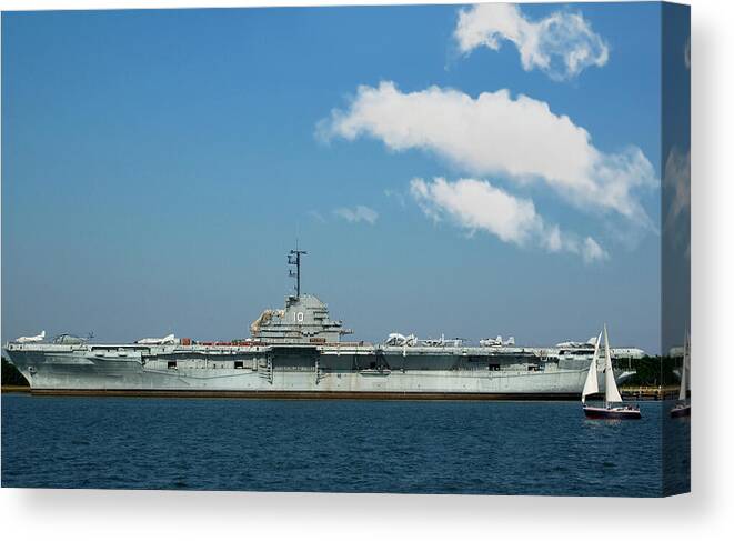 Uss Yorktown Photo Canvas Print featuring the photograph USS Yorktown South Carolina by Bob Pardue