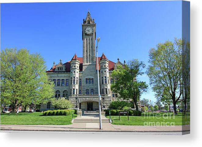 Wood County Courthouse Canvas Print featuring the photograph Wood County Courthouse 5934 by Jack Schultz