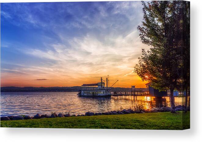 Canandaigua Lady Canvas Print featuring the photograph Canandaigua Lady by Mark Papke