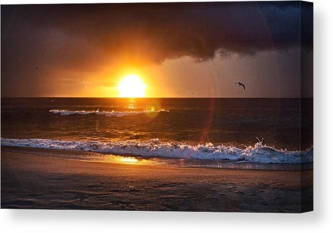 Sunrise Canvas Print featuring the photograph Carolina Beach Sunrise by Phil Mancuso