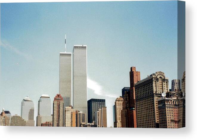 Twin Towers Canvas Print featuring the photograph New York City Skyline by Patricia Januszkiewicz