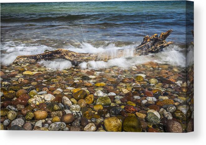 Water Canvas Print featuring the photograph At the beach. #3 by Elmer Jensen