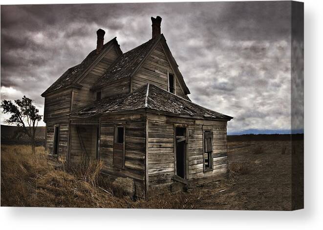 Homestead Canvas Print featuring the photograph Abandoned by John Christopher