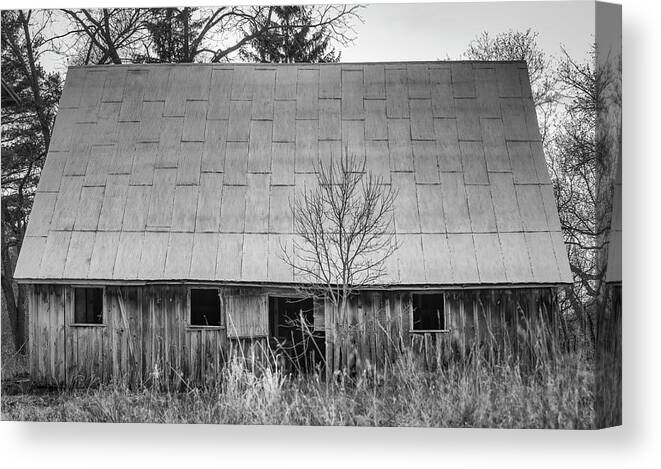 Farm Shed Canvas Print featuring the photograph The Farm Shed 2018 by Thomas Young