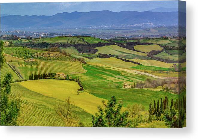 Italy Canvas Print featuring the photograph Dreaming of Tuscany by Marcy Wielfaert