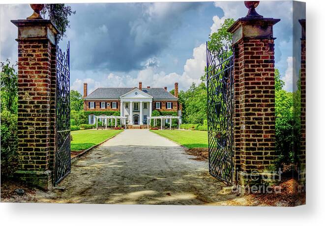 Boone Hall Plantation Canvas Print featuring the photograph Welcome to Boone Hall by Jennifer White