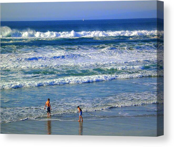 Ocean Canvas Print featuring the photograph Boys by the Bay by Derek Dean