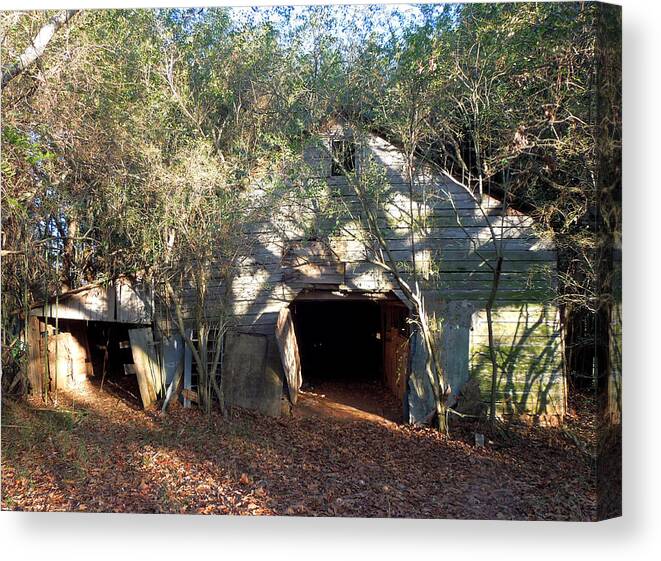 Barn Canvas Print featuring the photograph 1940's Barn by Pete Trenholm